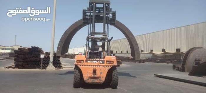 جي سي بي كرينات جميع انواع المعدات للايجار سيزرات