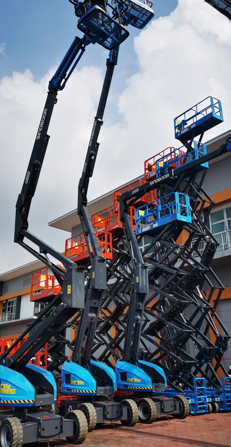 Scissorslift manlfit for rent forklift jcb Tlahand