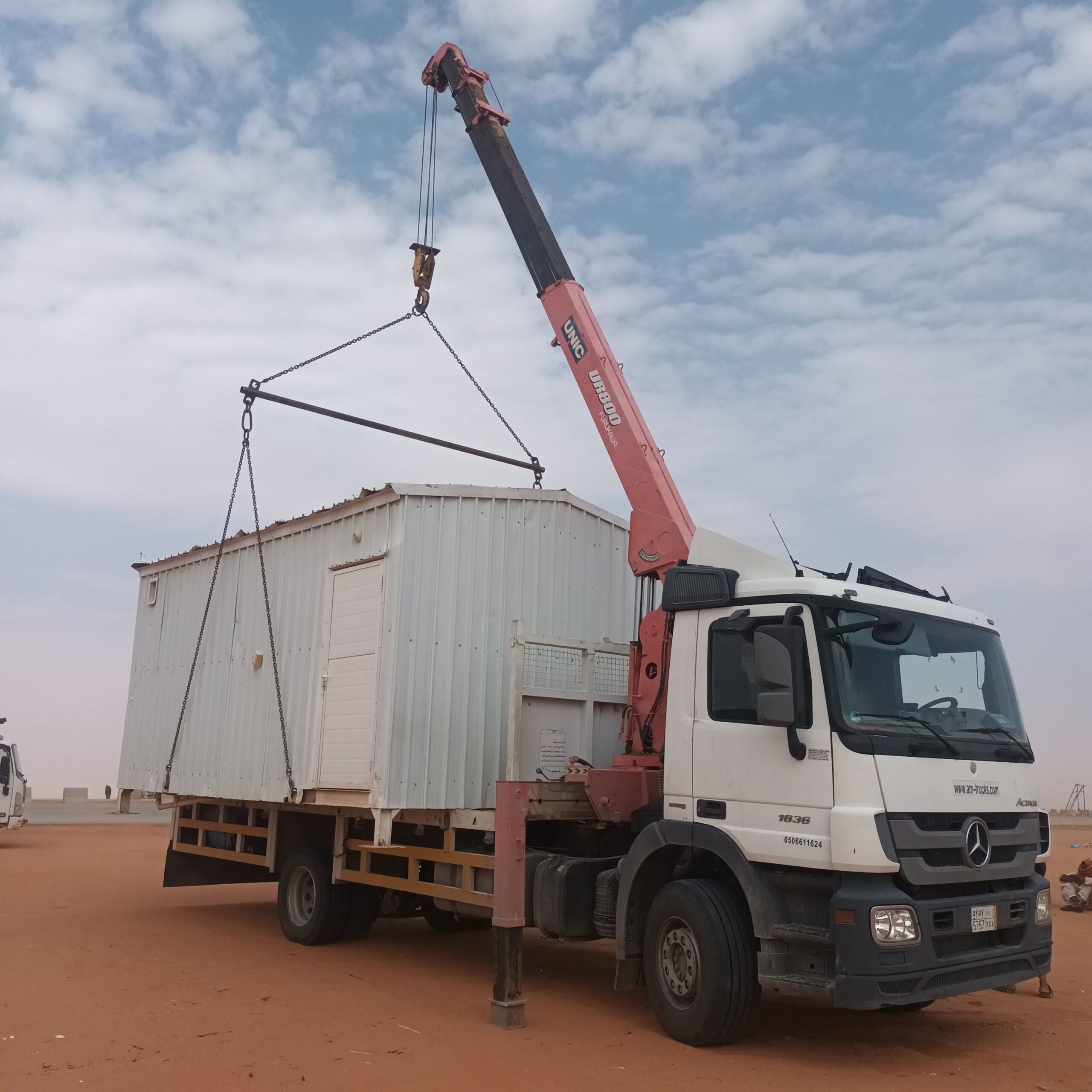 نعمل علا نقل بركسات ونش دبل رافعه نقل غرف جاهزة