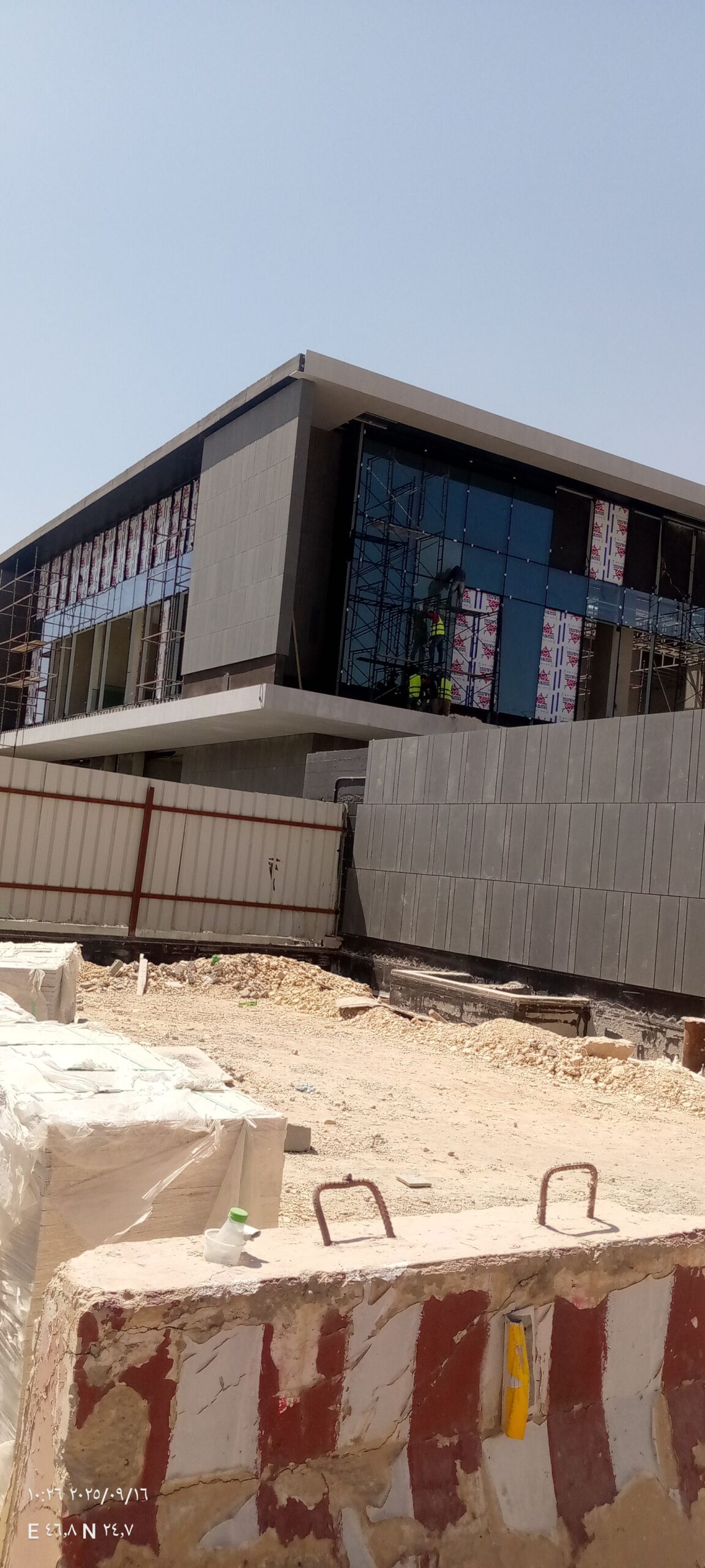 مقاول ملاحق///ترميم وتشطيب