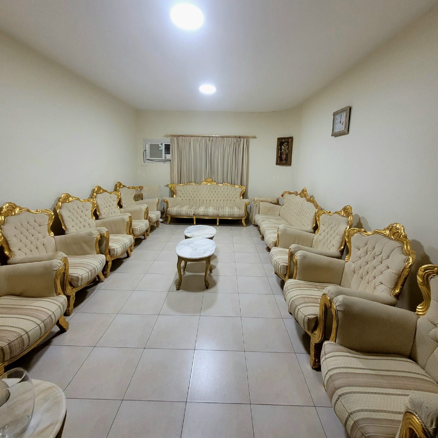 دينا طش الأثاث القديم بالرياض 0507019022 بأ حي الي