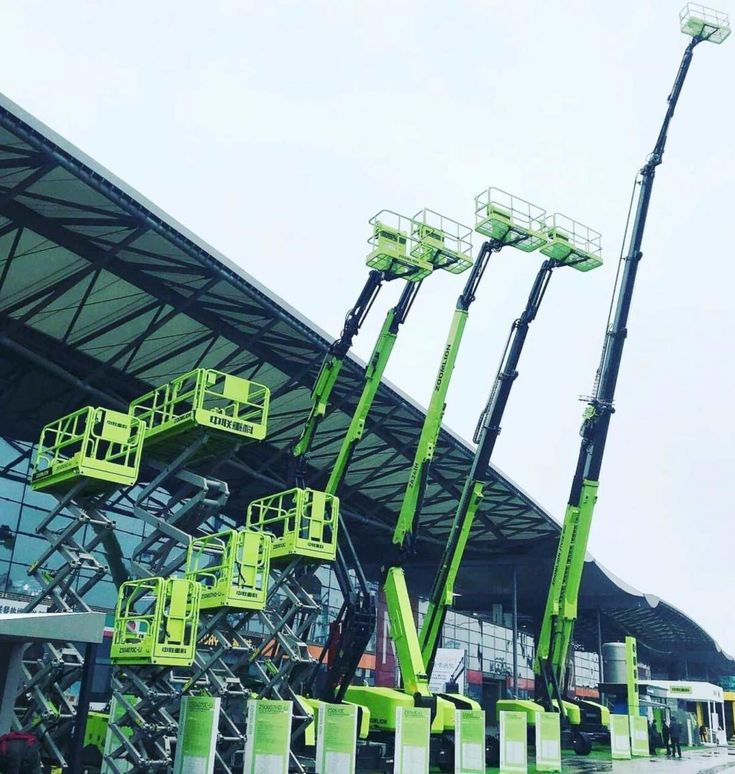 Scissorslift manlfit for rent forklift jcb Tlahand