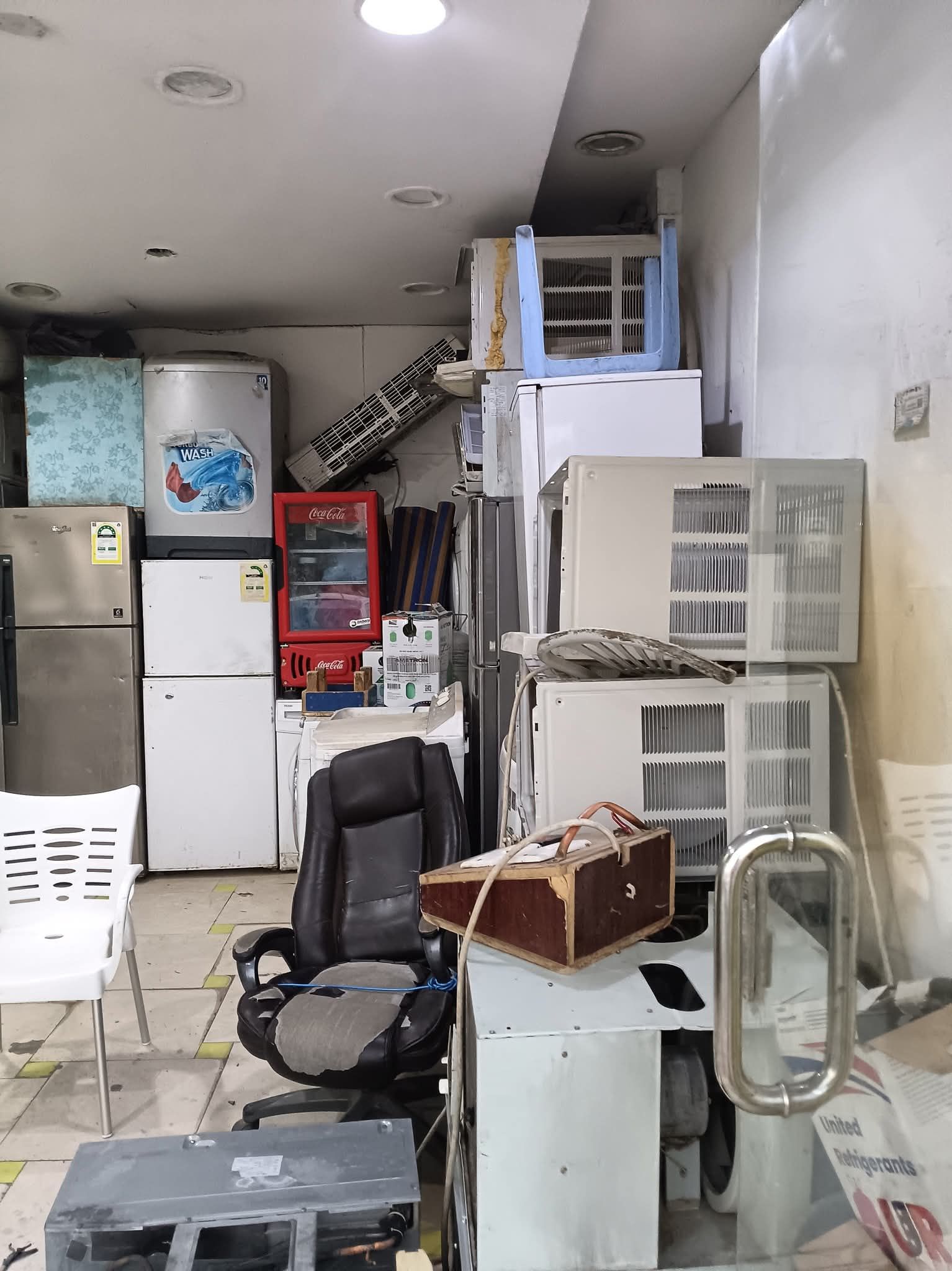 دينا طش اثاث القديم بالرياض 0507019022 دينا طش اثا