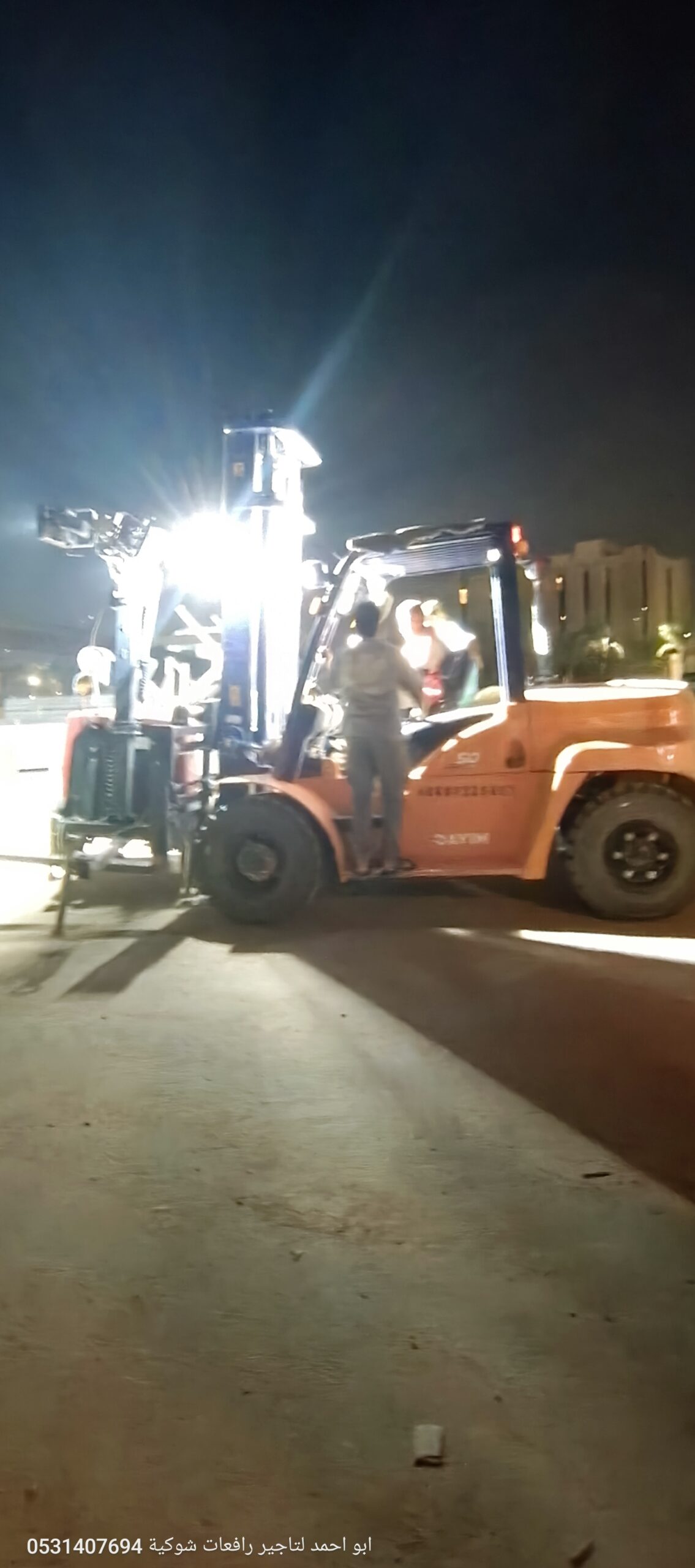 تأجير تورلايت في الرياض لمواقع المشاريع نحن نوفر خ