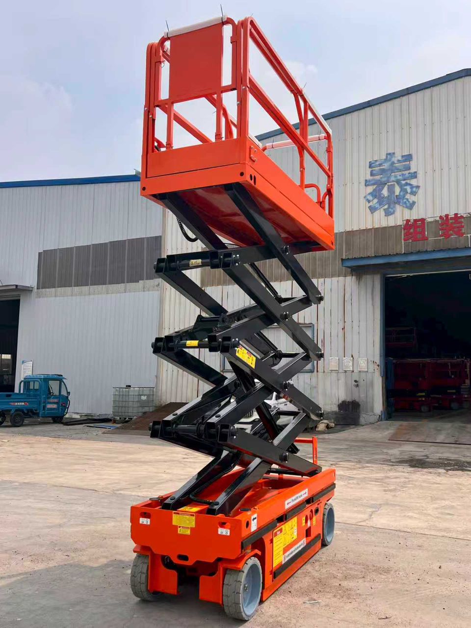 سيزر لفت ومان لفت وكرينات ورافعات شوكيه