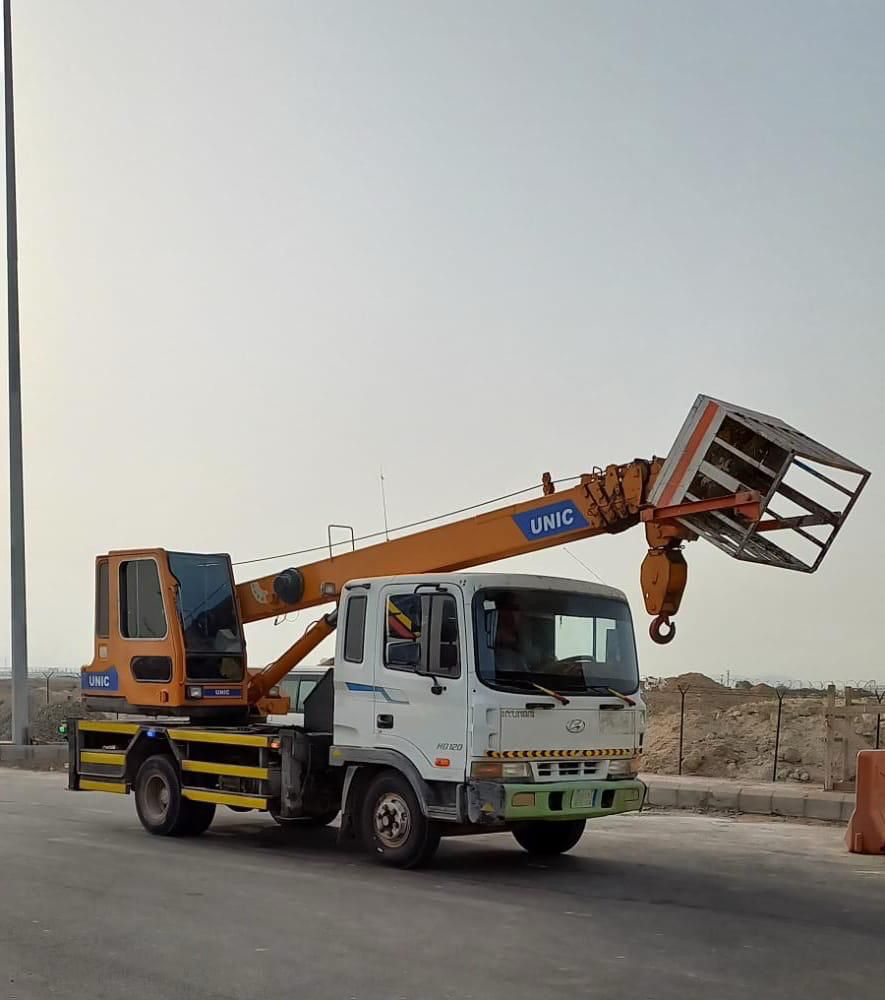 سيزر لفت ومان لفت وكرينات ورافعات شوكيه للاجار