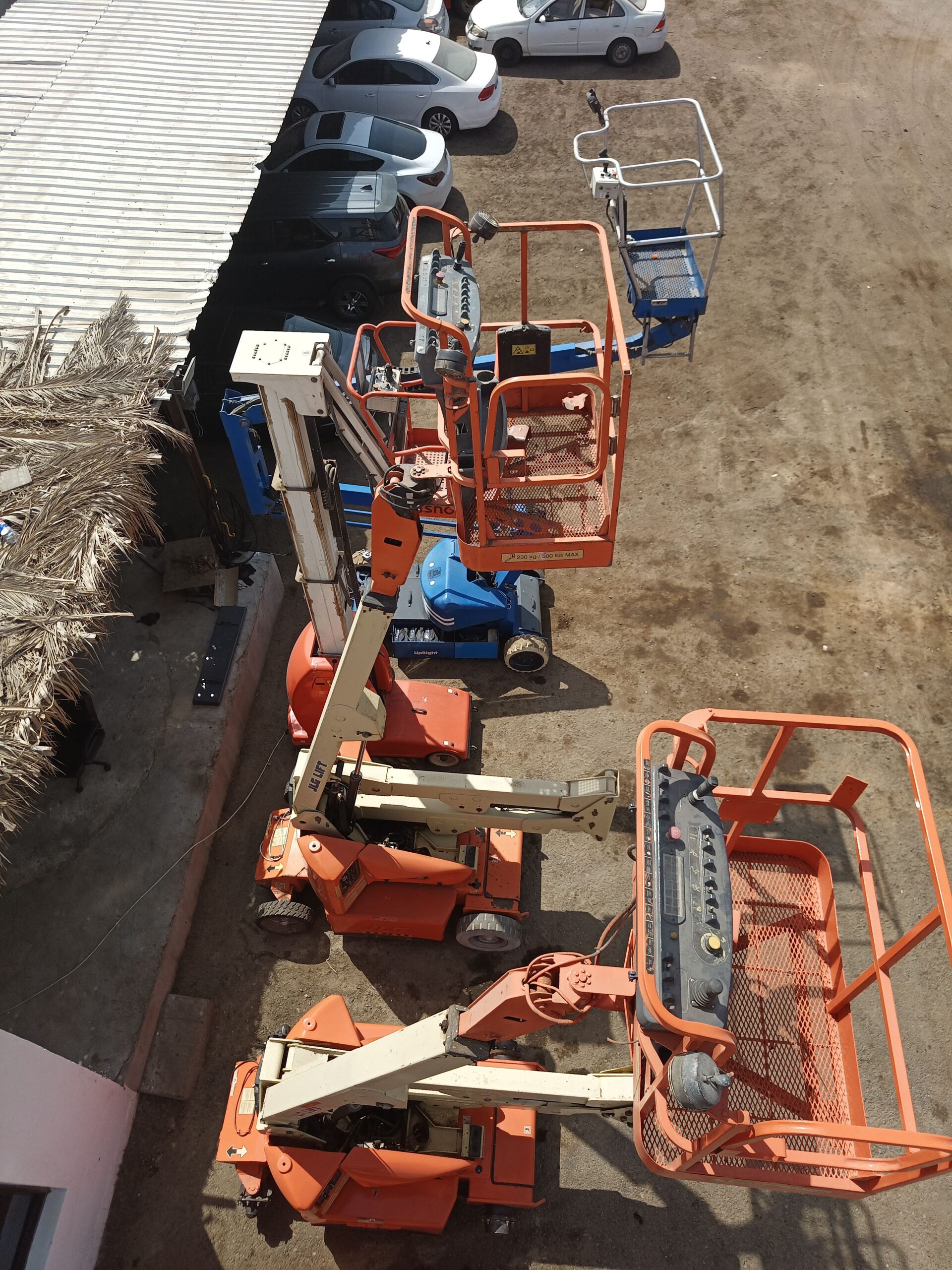 سيزر لفت للايجار اليومي والشهري ومان لفت للايجار ا