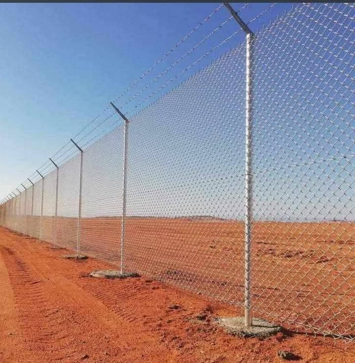 تشبيك مزارع شبك مجلفن اسوار شبوك تسوير اراضي فنس س