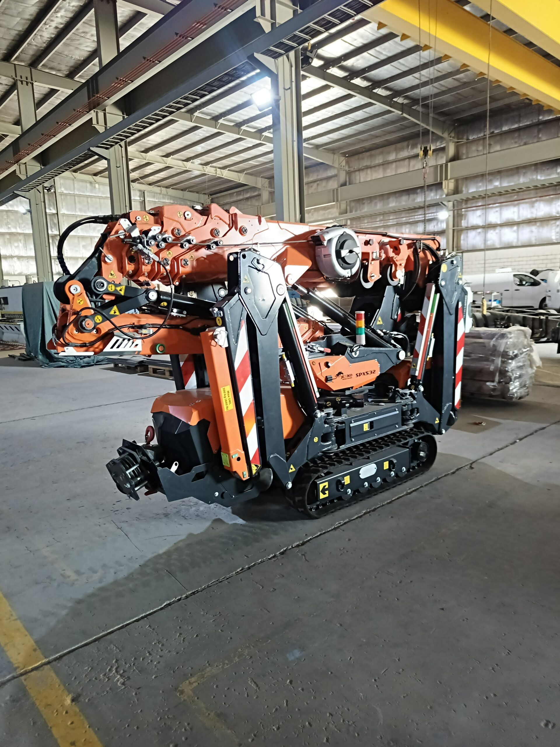 سيزر لفت للايجار اليومي والشهري ومان لفت للايجار