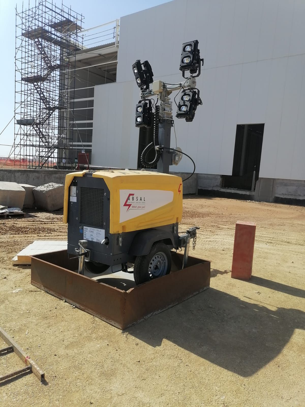 سيزر لفت ومان لفت وكرينات ورافعات شوكيه للاجار الي