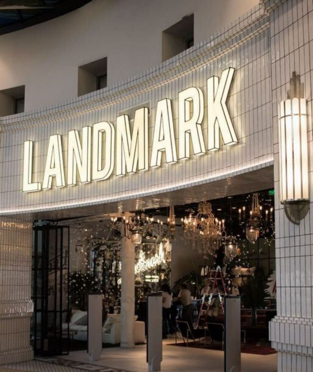 خطاط# لمسة حرف #لكافة أعمال# الدعاية والاعلان# حرو