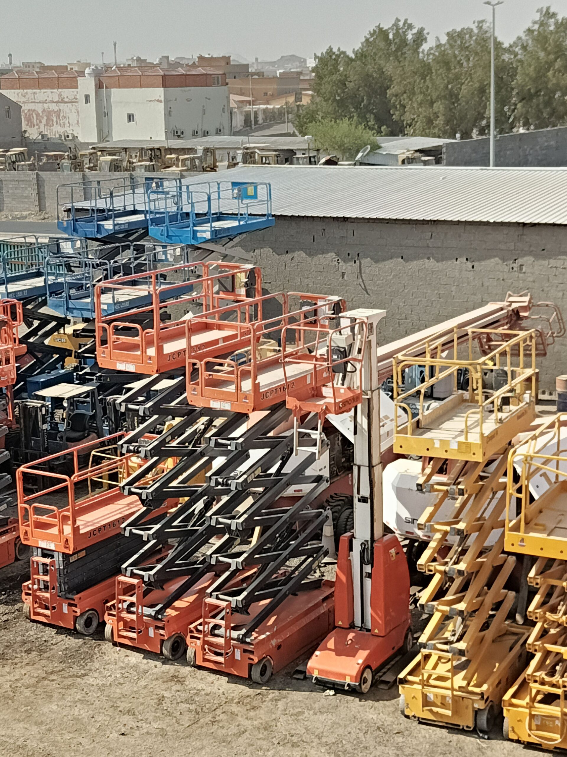 سيزر لفت للايجار اليومي والشهري