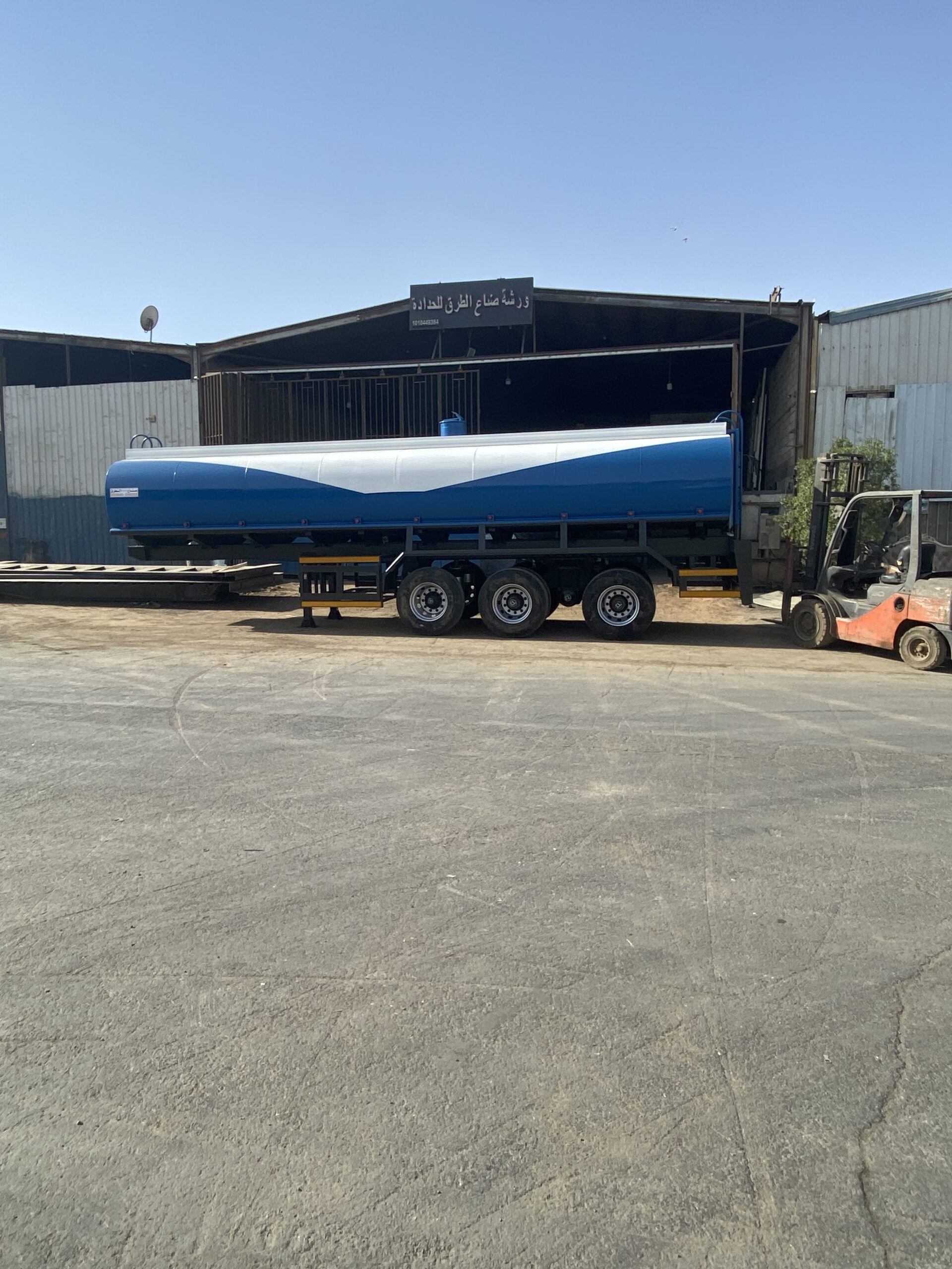 تانكي ماء للبيع جديد حمولة 32طن 30طن 28طن