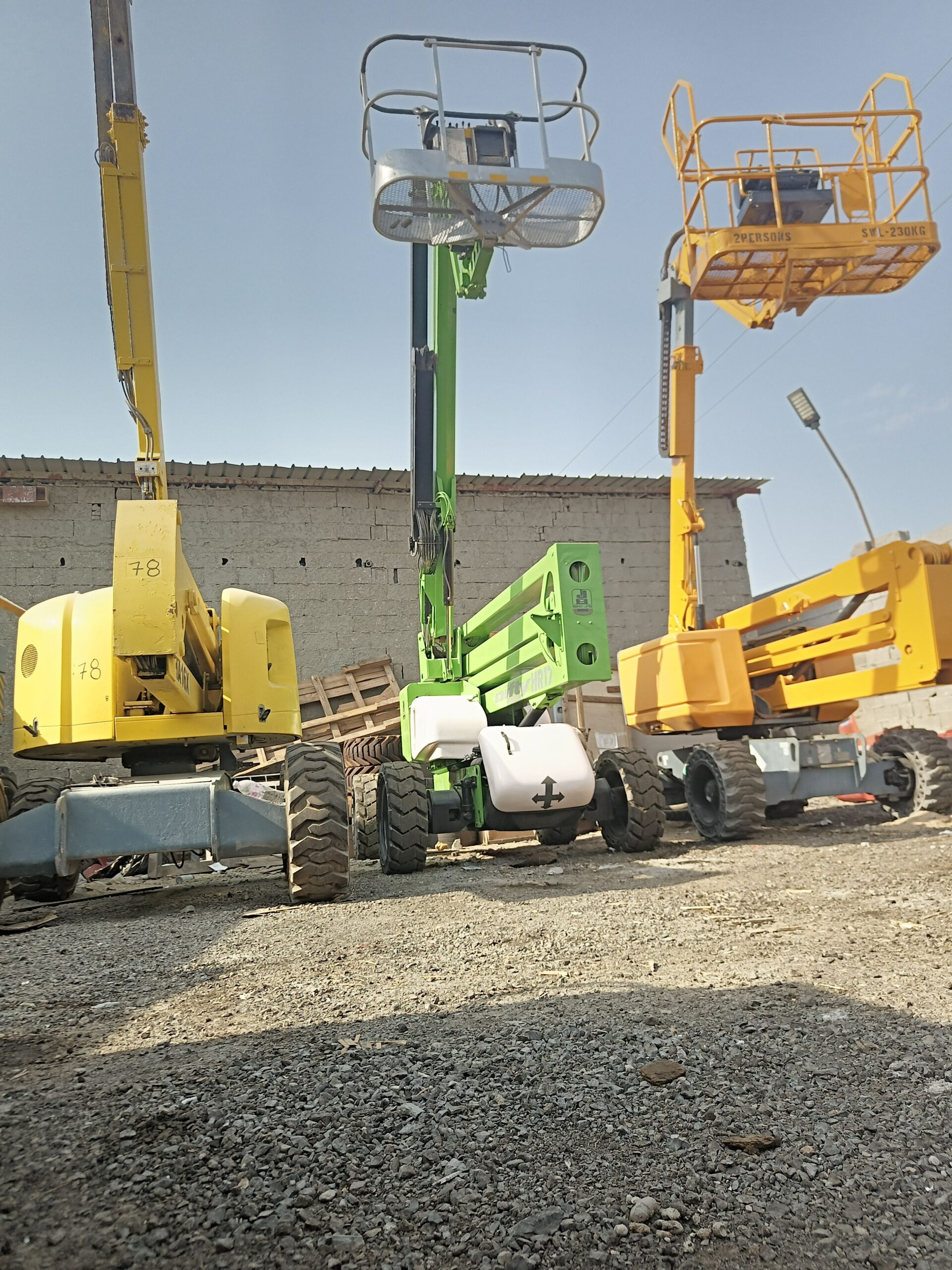 مان لفت للايجار اليومي والشهري وسيزرات لفت