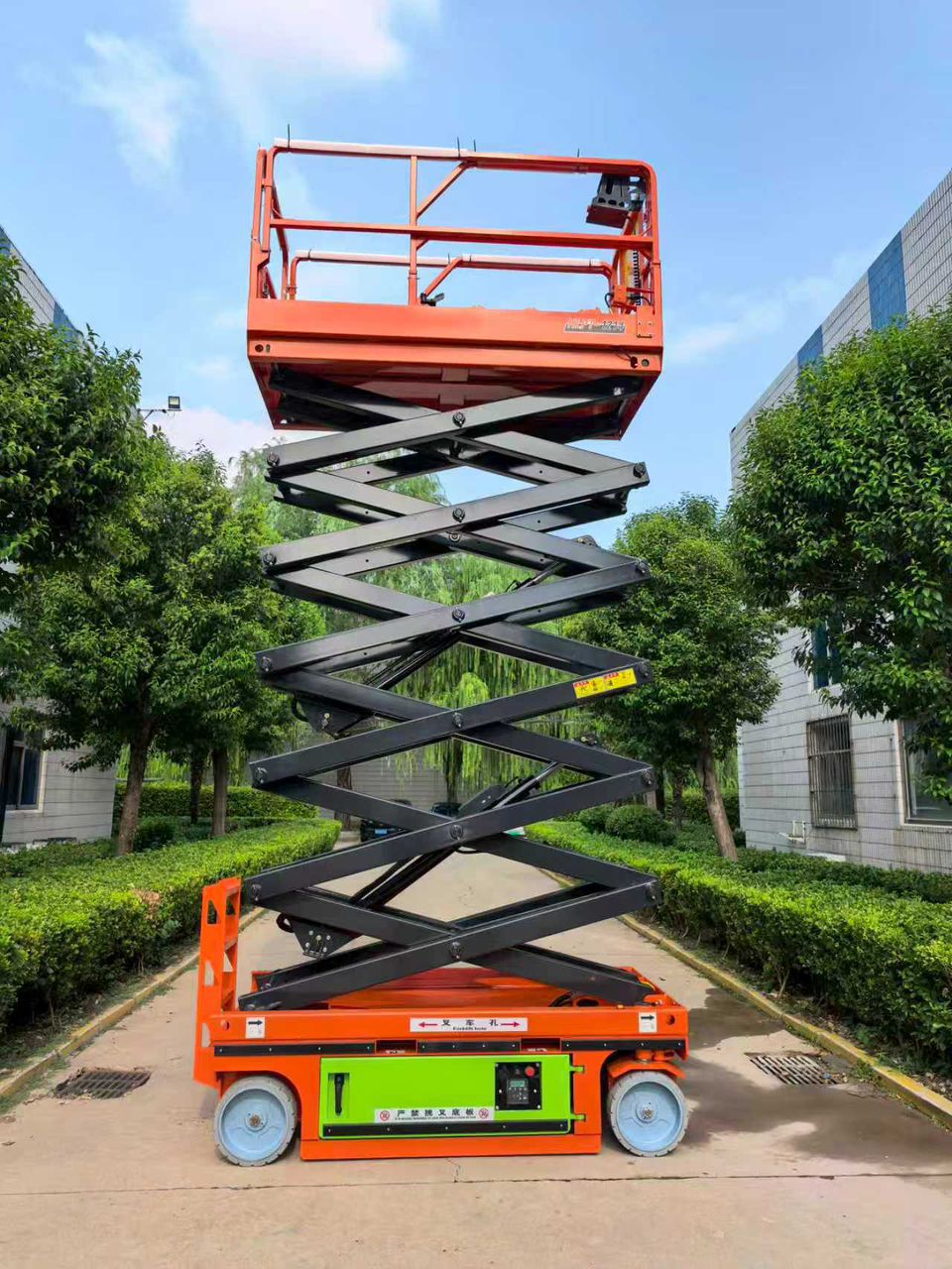 سيزر لفت ومان لفت وكرينات ورافعات شوكيه للاجار