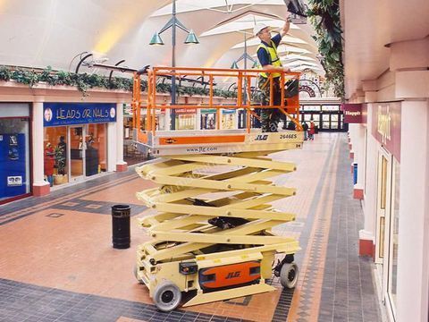 Scissorlift rentals manlift scissors lift Forklift