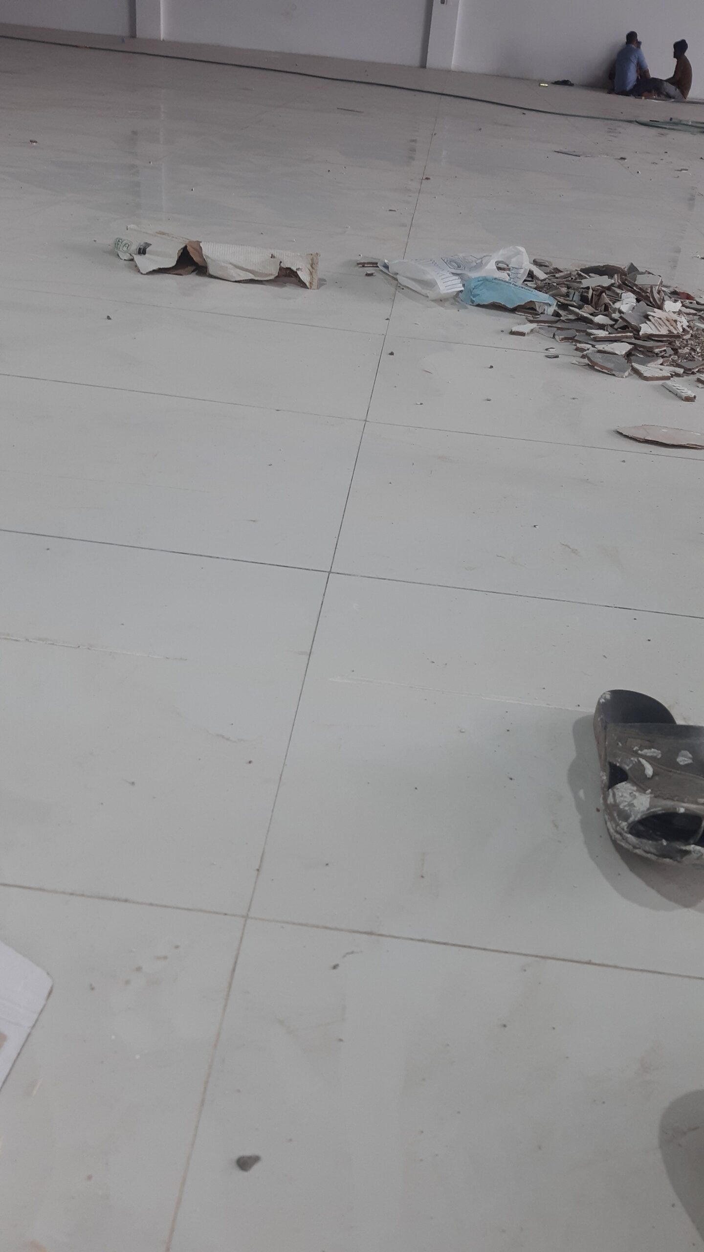 مبلط سيراميك بخميس مشيط