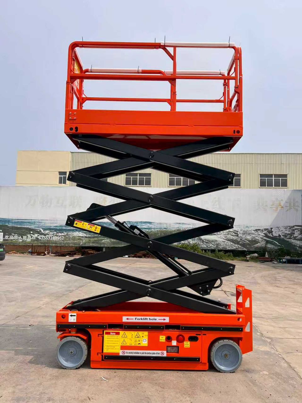 سيزر لفت ومان لفت وكرينات ورافعات شوكيه للاجار الي