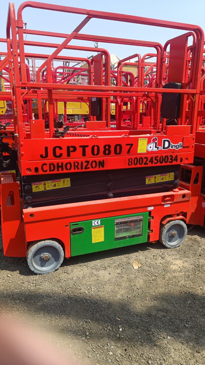 سيزر لفت للايجار اليومي والشهري ومان لفت وكرينات و