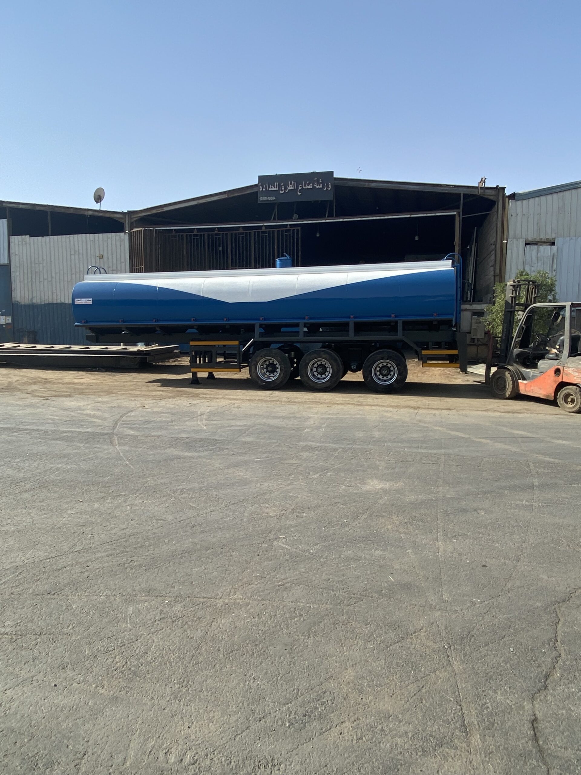 تانكي ماء للبيع جديد حمولة 32طن 30طن 28طن