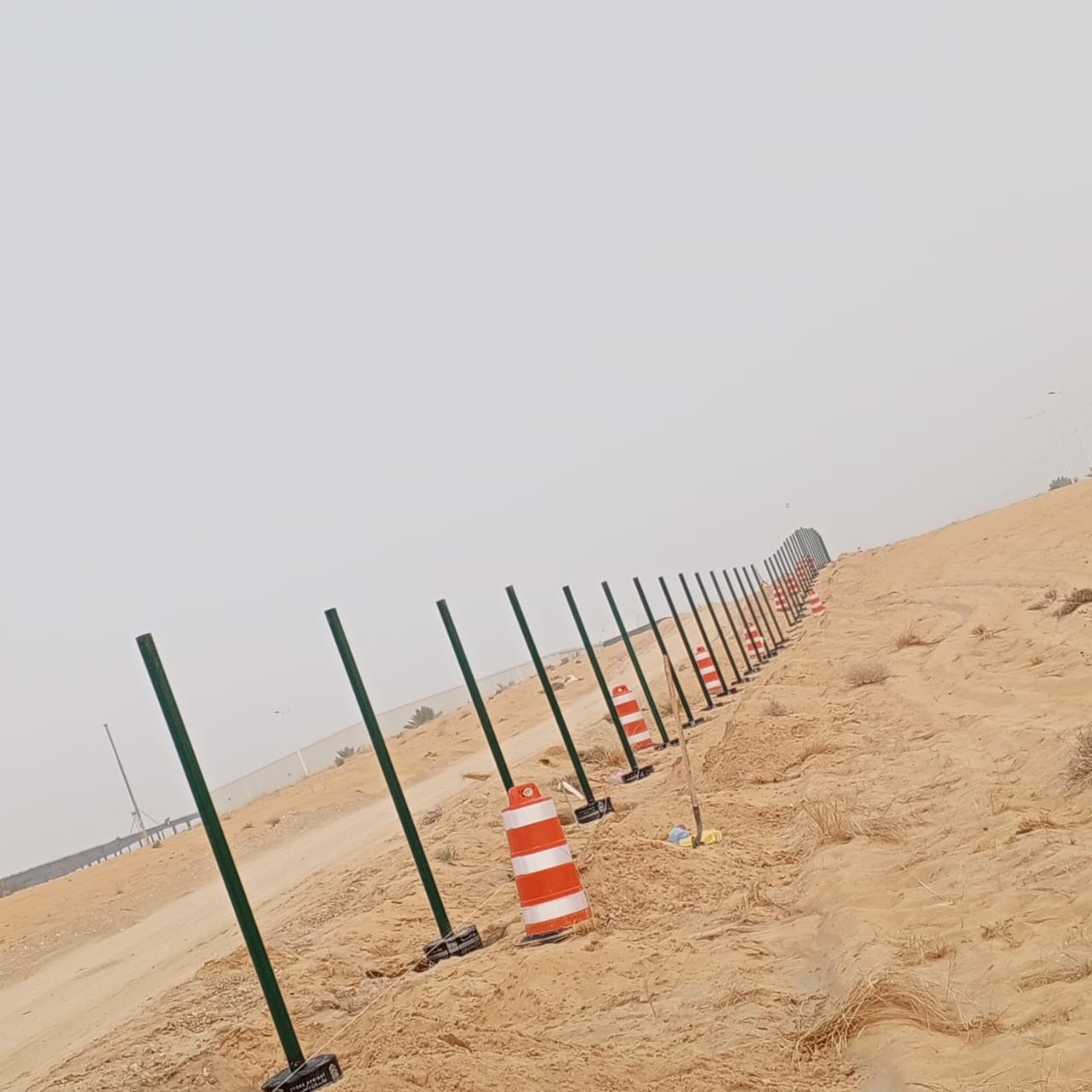 مقاول شبوك ومضلات وحجر