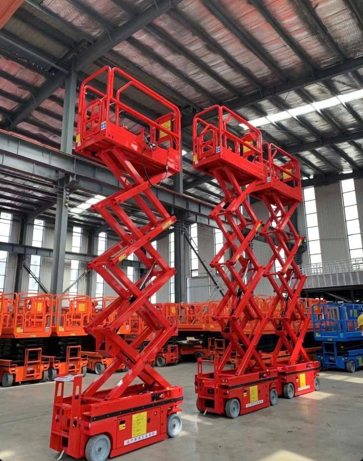 ايجار جميع انواع الروافع الشوكيه والكرينات والسيزر