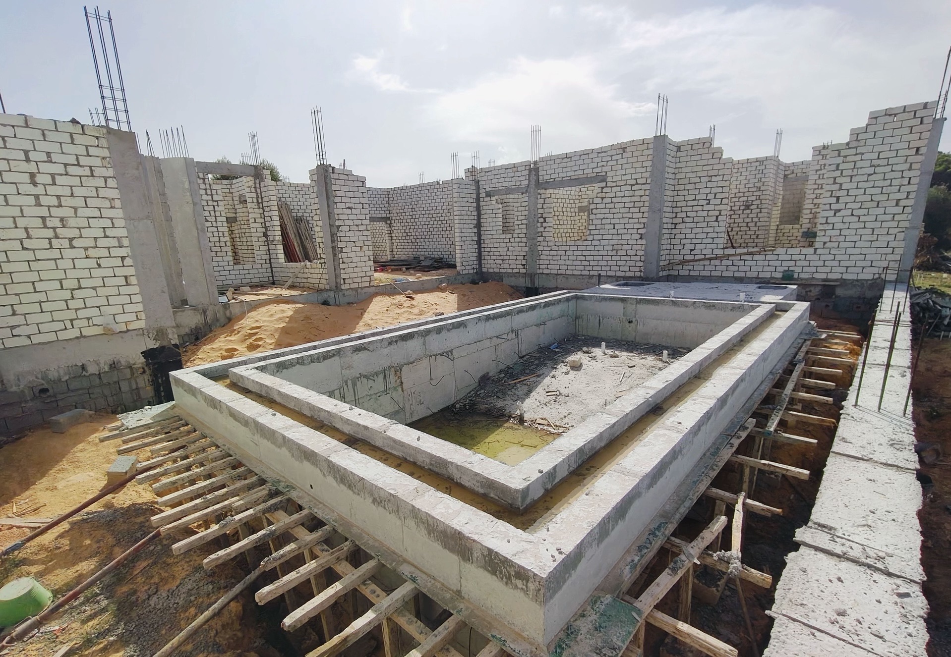 مقاول بناء غرف شقق ملاحق في جميع مناطق الرياض