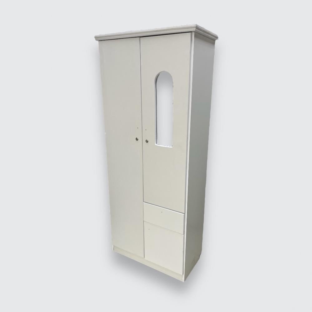 دولاب بابين (درفتين) الصناعة: وطني الخشب مضغوط الم