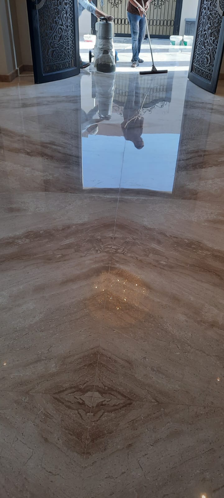 جلي وتلميع الرخام والبلاط – شركة أوان المجال