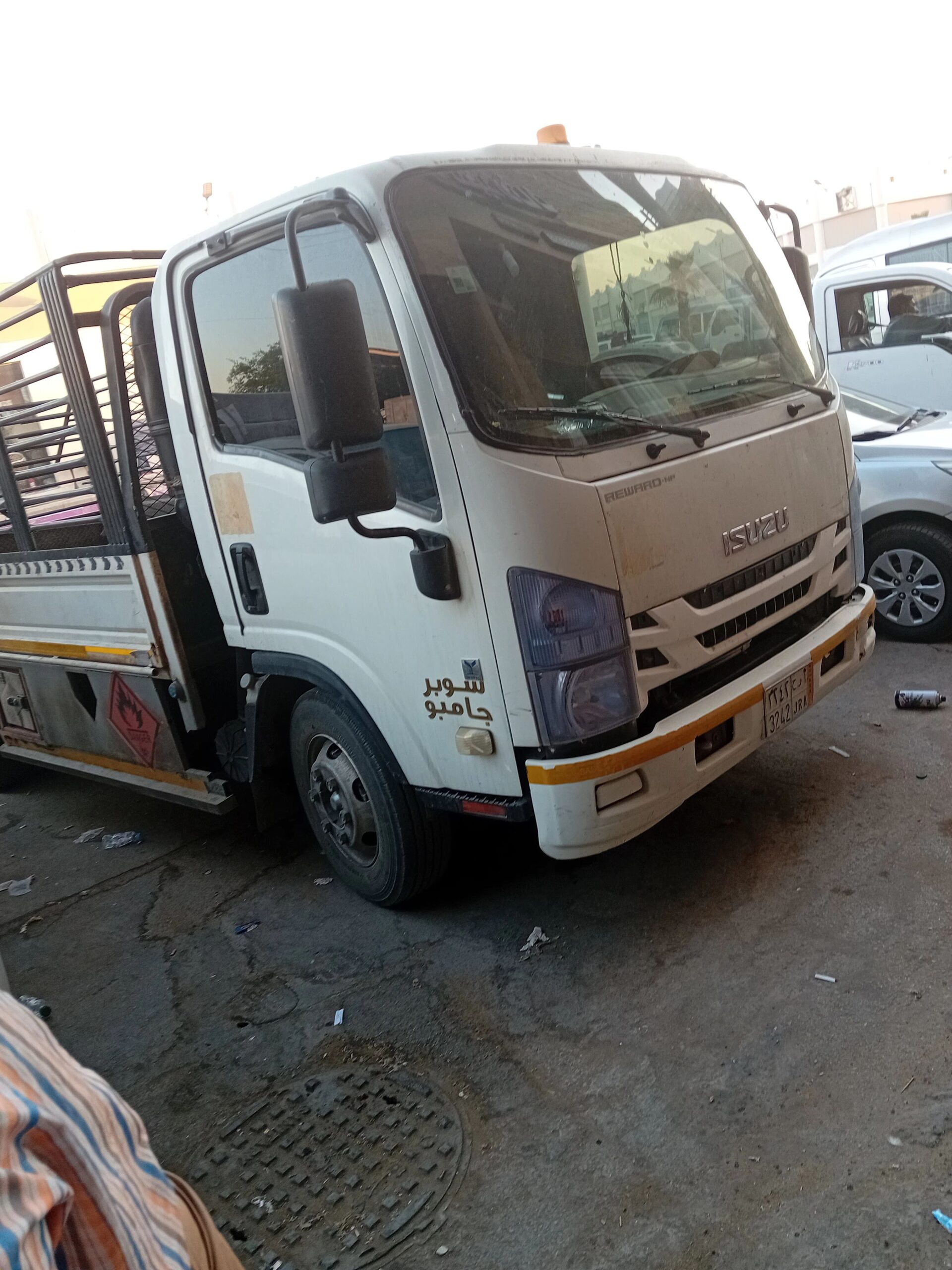 رطش اثاث قديم بالرياض التخلص ٠٥٦٦٨٩٢٥١٧