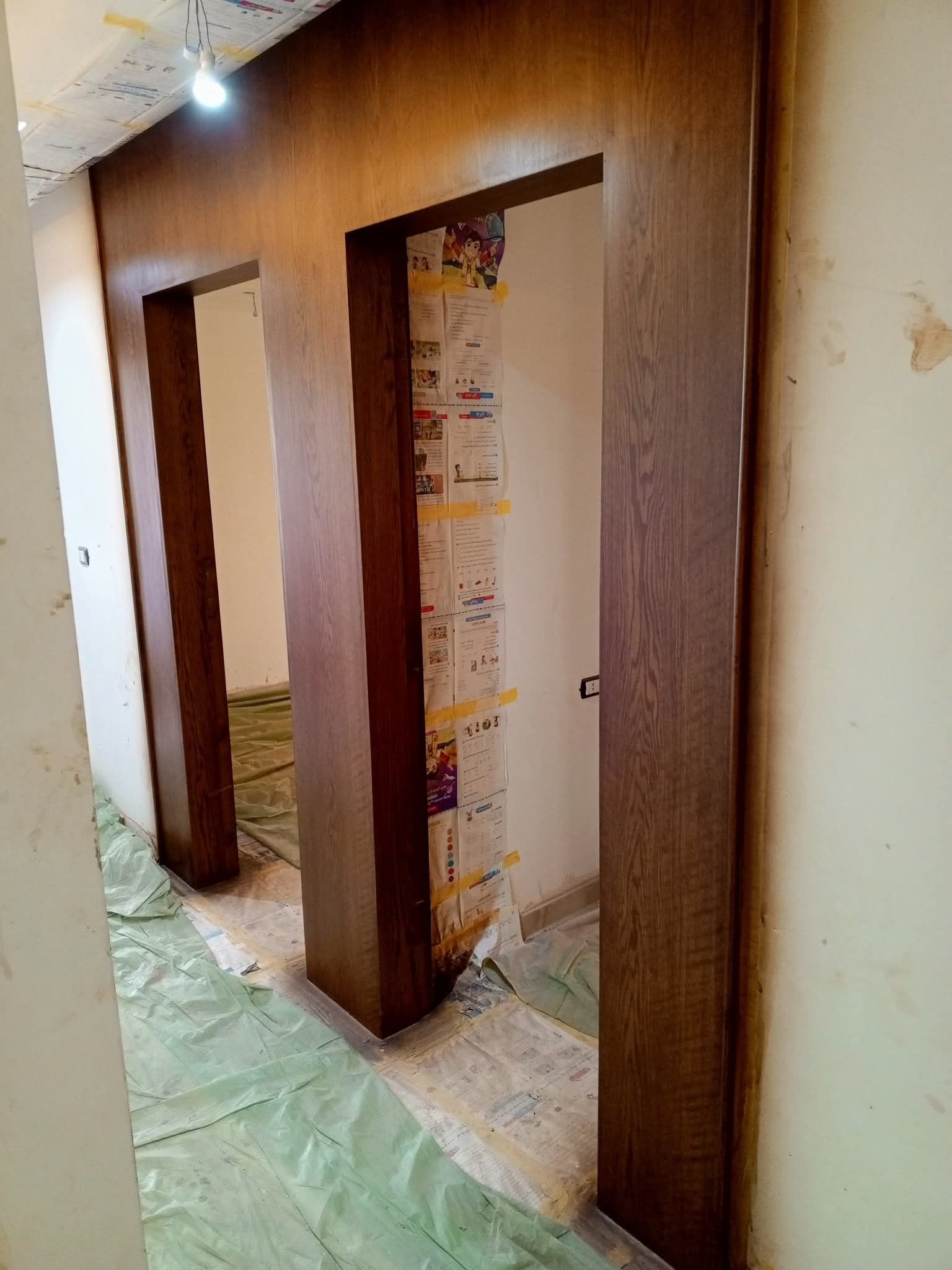 أبو ادهم لجميع دهانا الابواب الخشبيه والموبليات وا