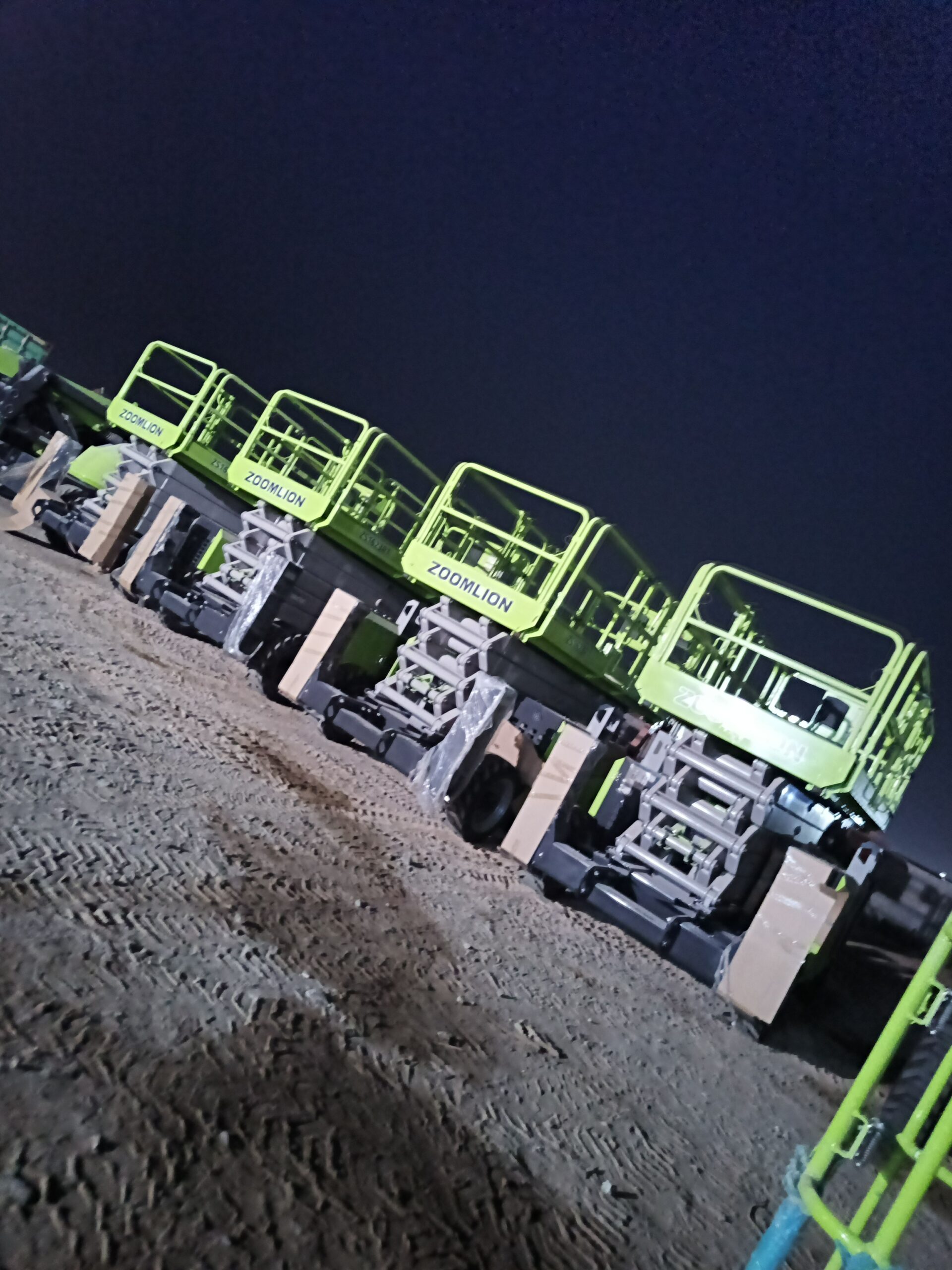 سيزر لفت للايجار اليومي والشهري ورافعات شوكيه للاي