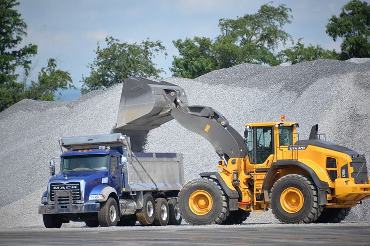 مانلفت سيزرلفت سقالة كهرباء ديزل كهربا للايجار يوم
