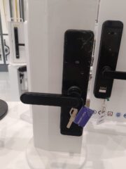 d5c760f5-794b-4af6-a5a2-d7daf2af2aef