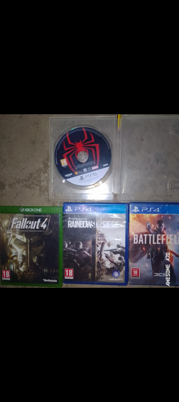 شريط سوني 5 ب50 وشرطان سوني 4 ب40 ريال وشرطان XBOX