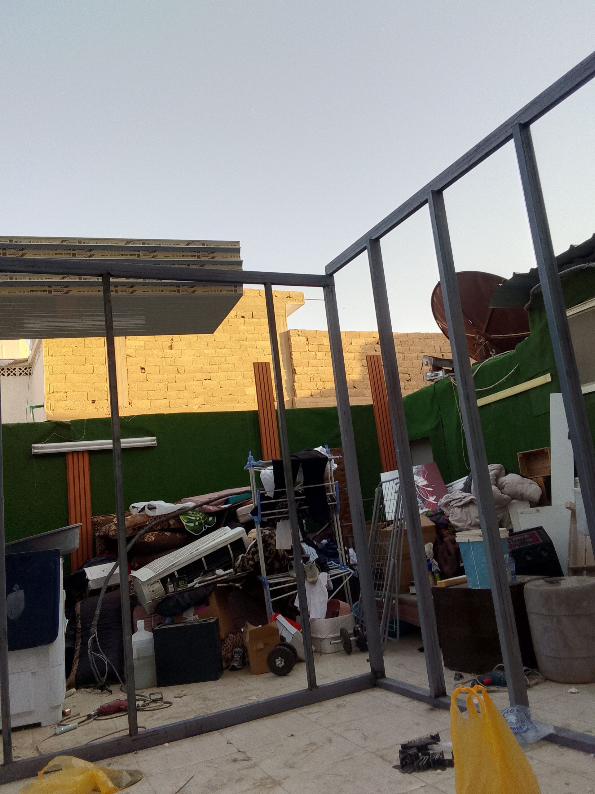 تركيب ساندويش بانل بناء ملاحق بناء شقق تسليم مفتاح