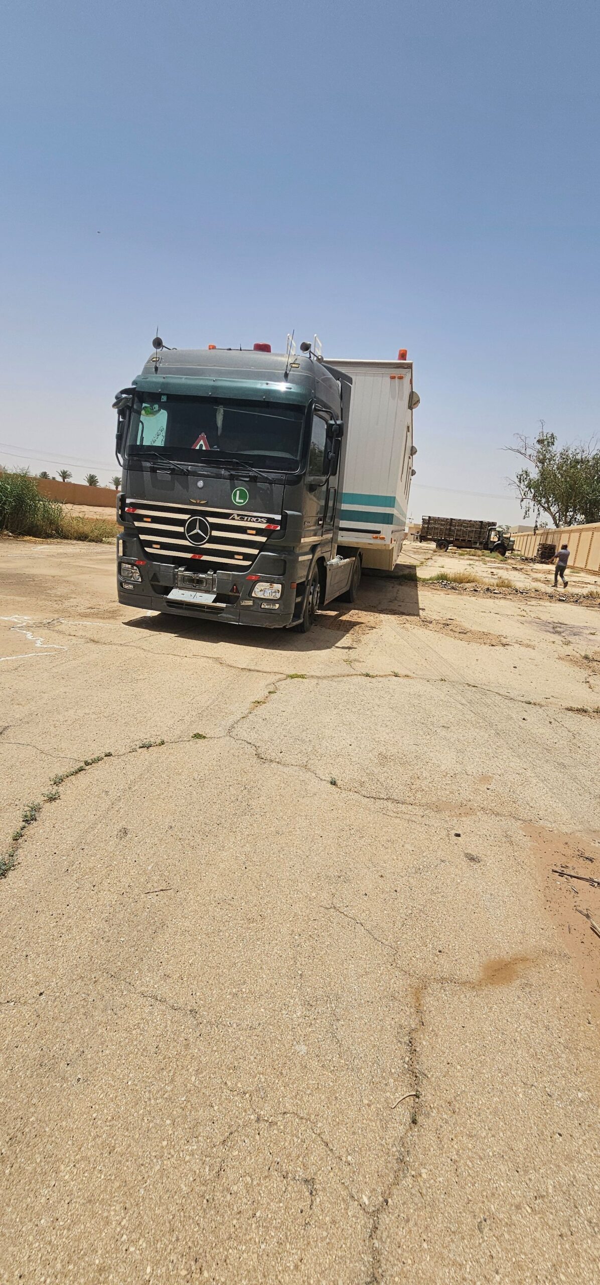 نقل بركسات سطحه ونش نقل كرفانت