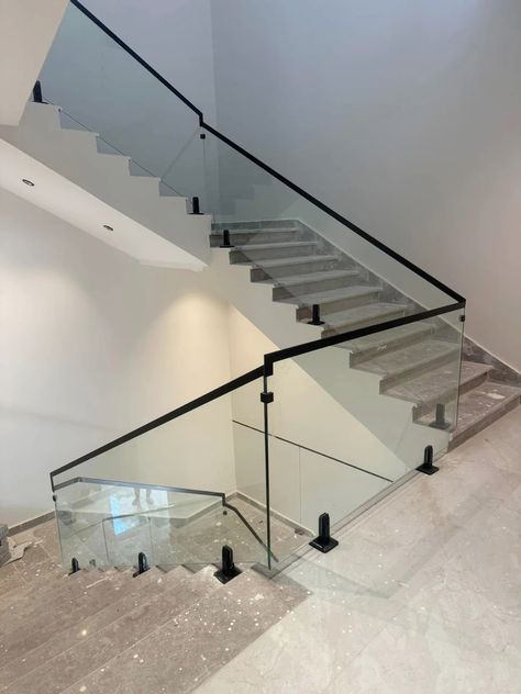 زجاج سكريت جيزان