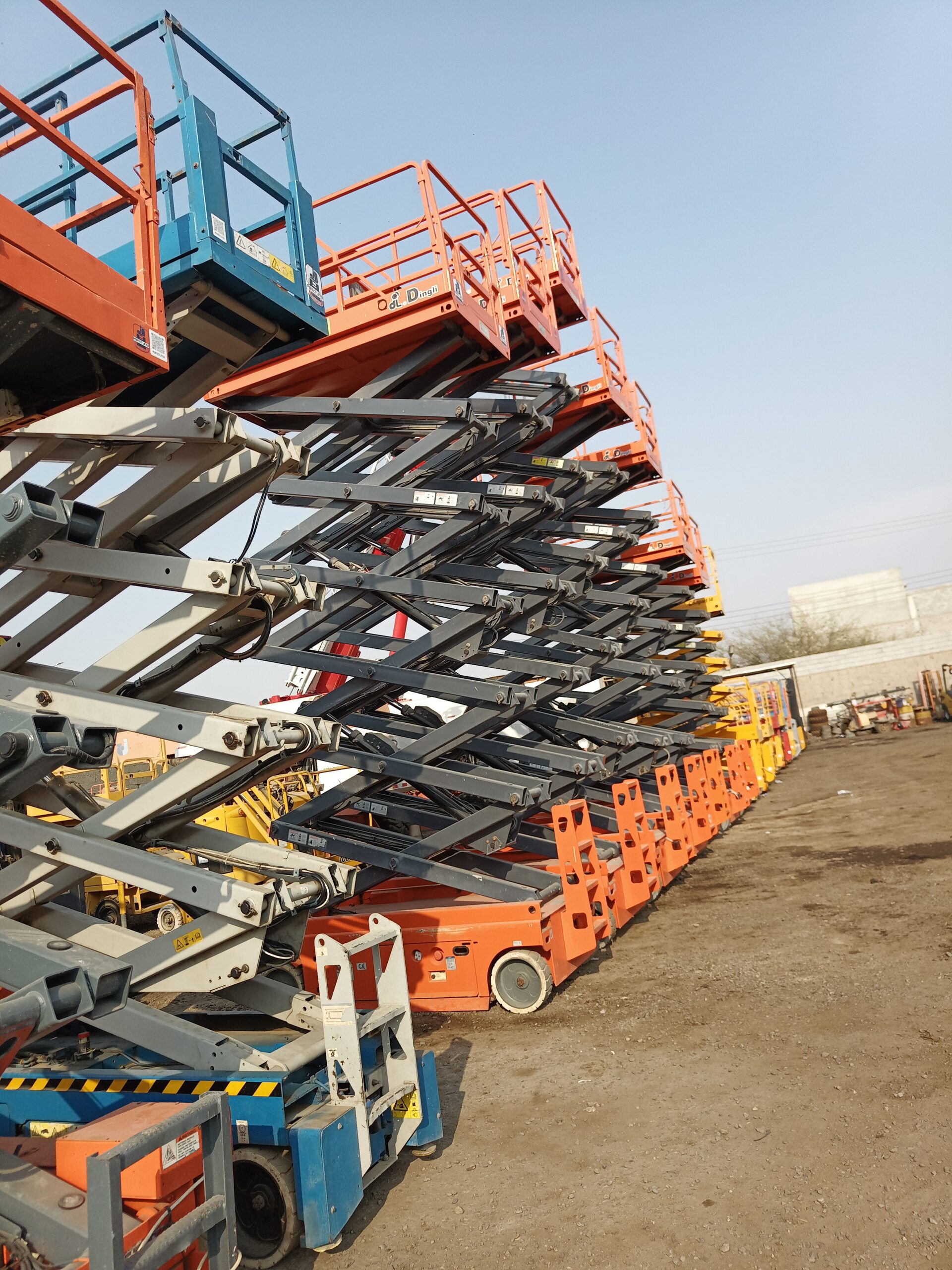 سيزر لفت ومان لفت وكرينات وجي بي سي ورافعات شوكيه