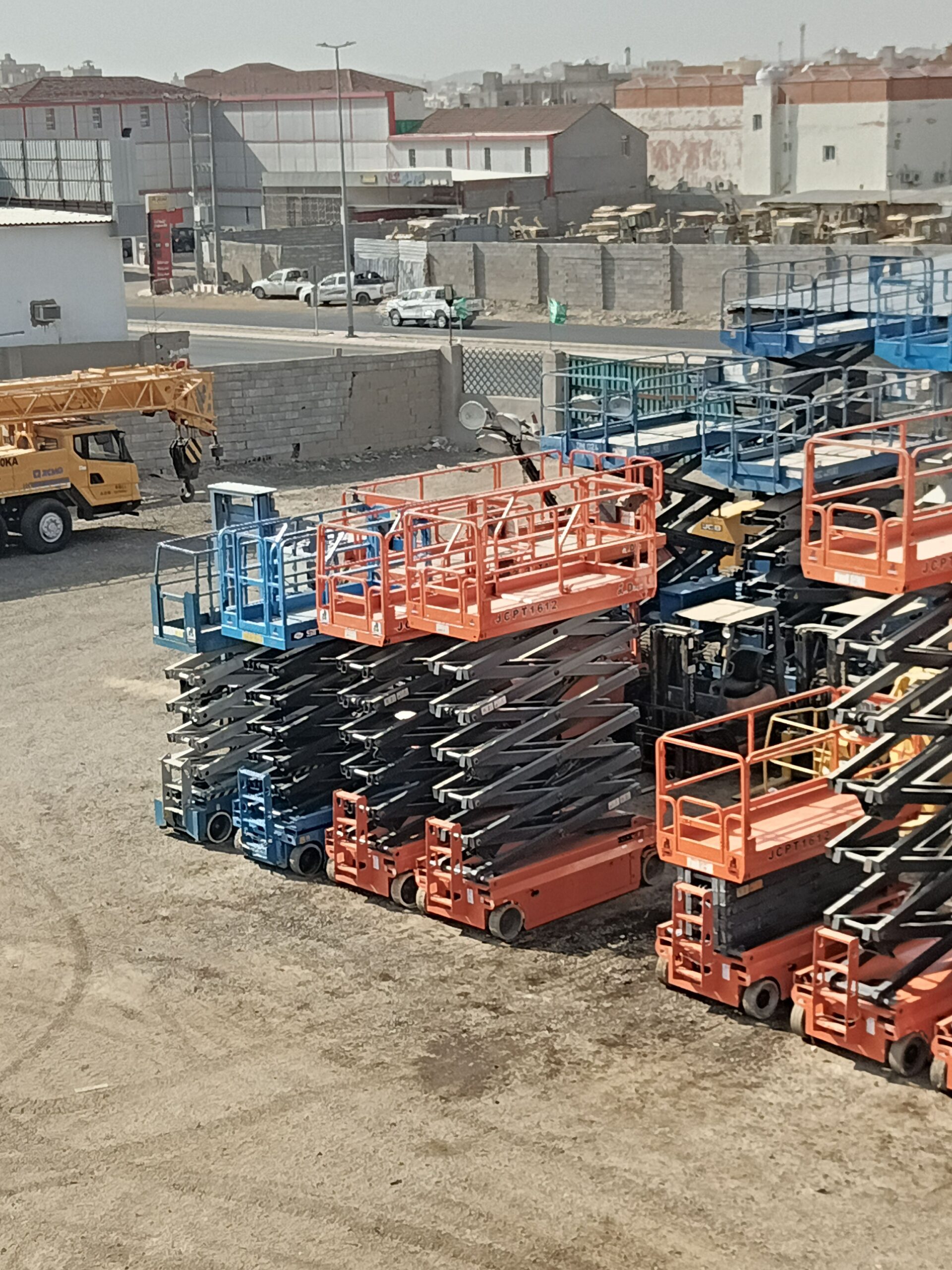 سيزر لفت للايجار اليومي والشهري ومان لفت