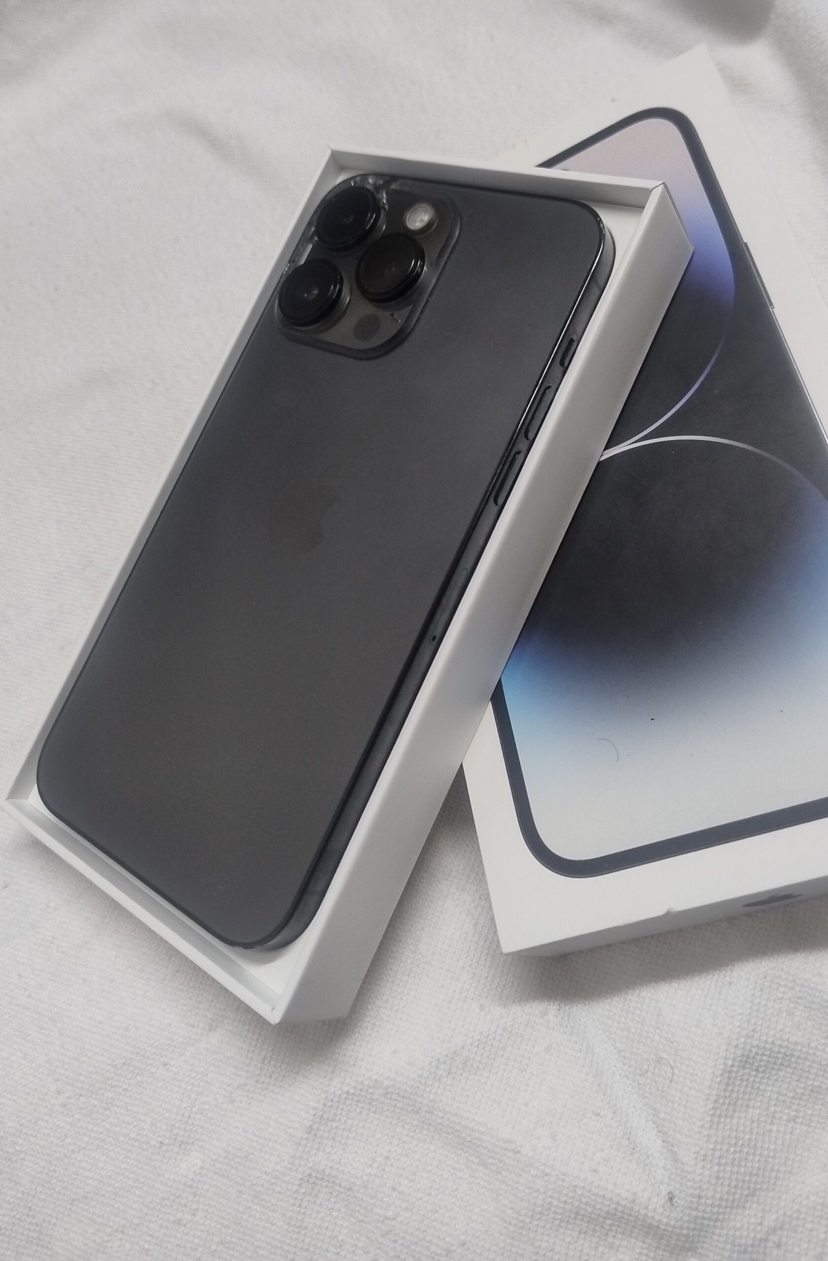 ايفون 14بروماكس