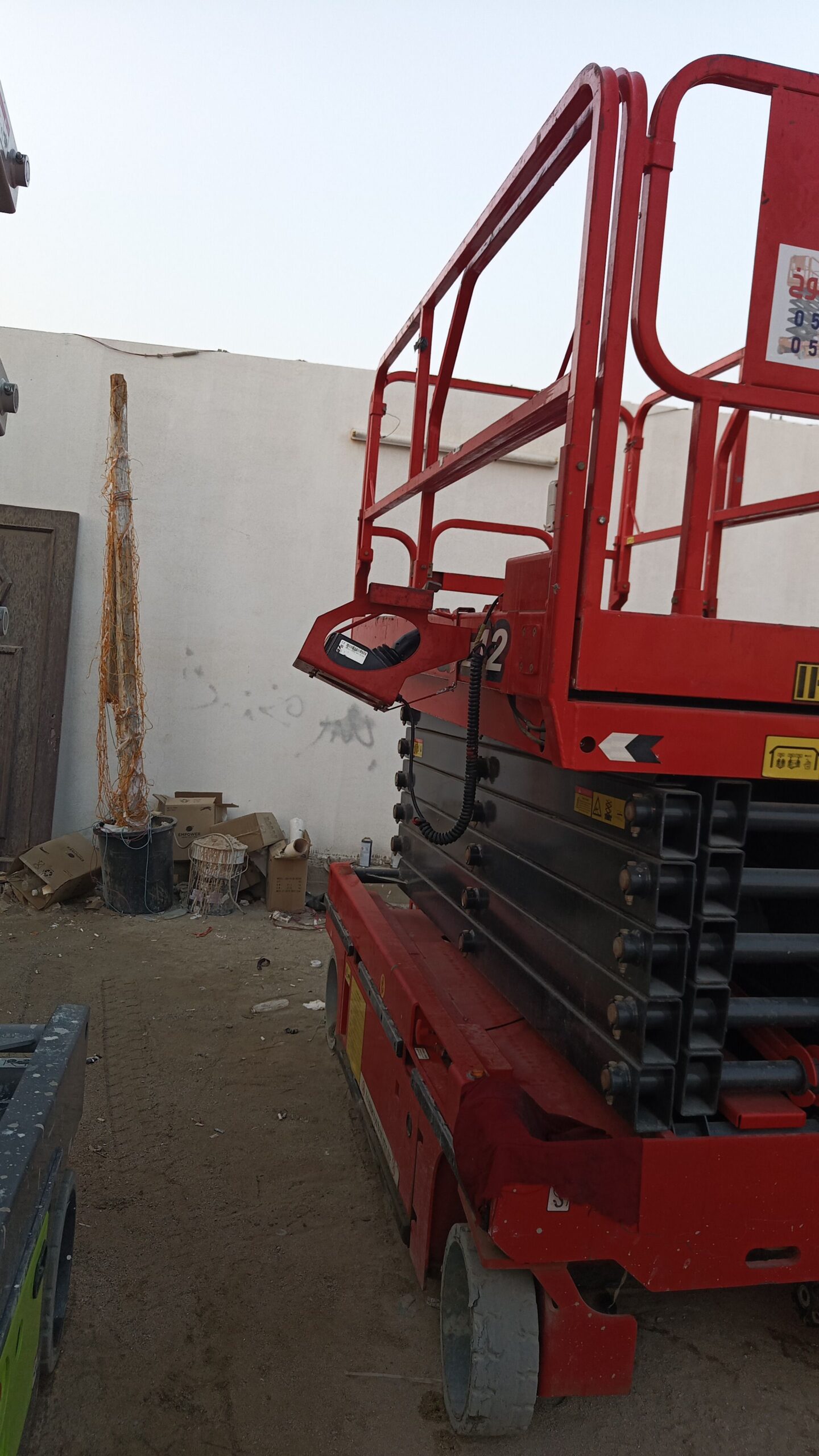 سيزر لفت ومان لفت وكرينات وجي بي سي ورافعات شوكيه