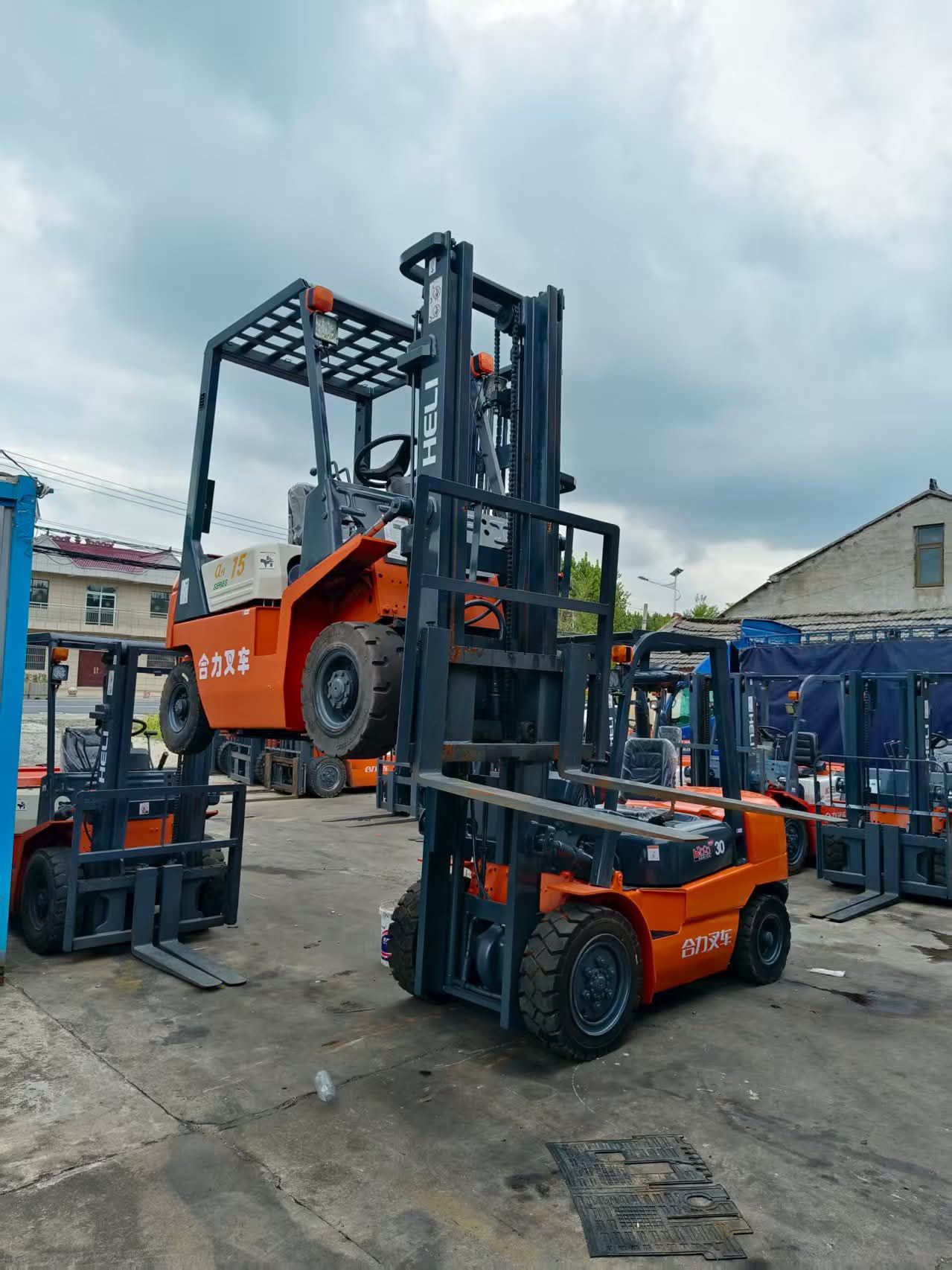 رافعة مقصية كهرباء سقالة ديزل سيزرلفت سيزرلفتات ما