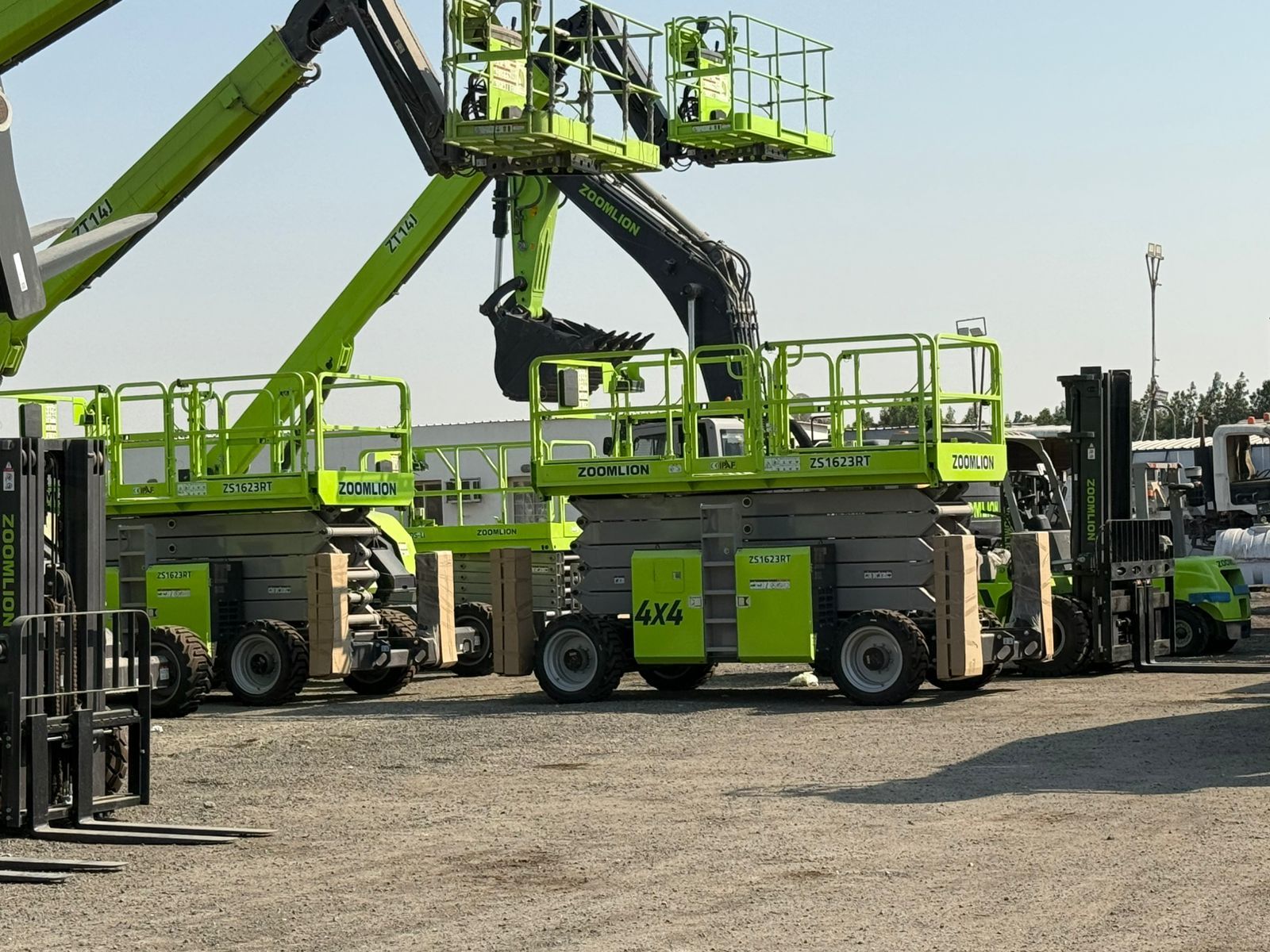 سيزر لفت 8متر10متر12متر للايجار