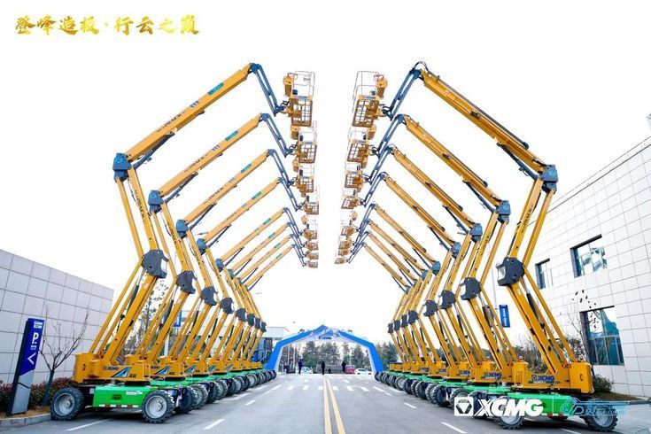 سيزرلفت للايجار مانلفت للايجار رافعة عمال للايجار