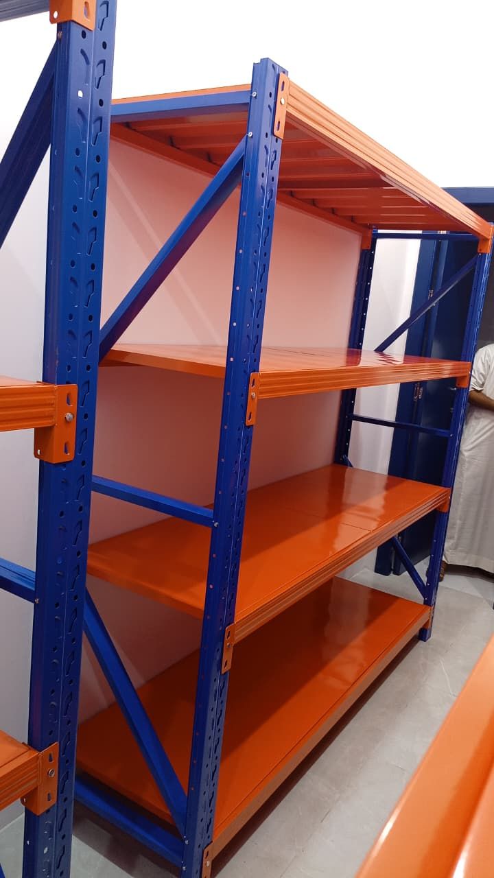 رفوف مستودعات رفوف بقاله