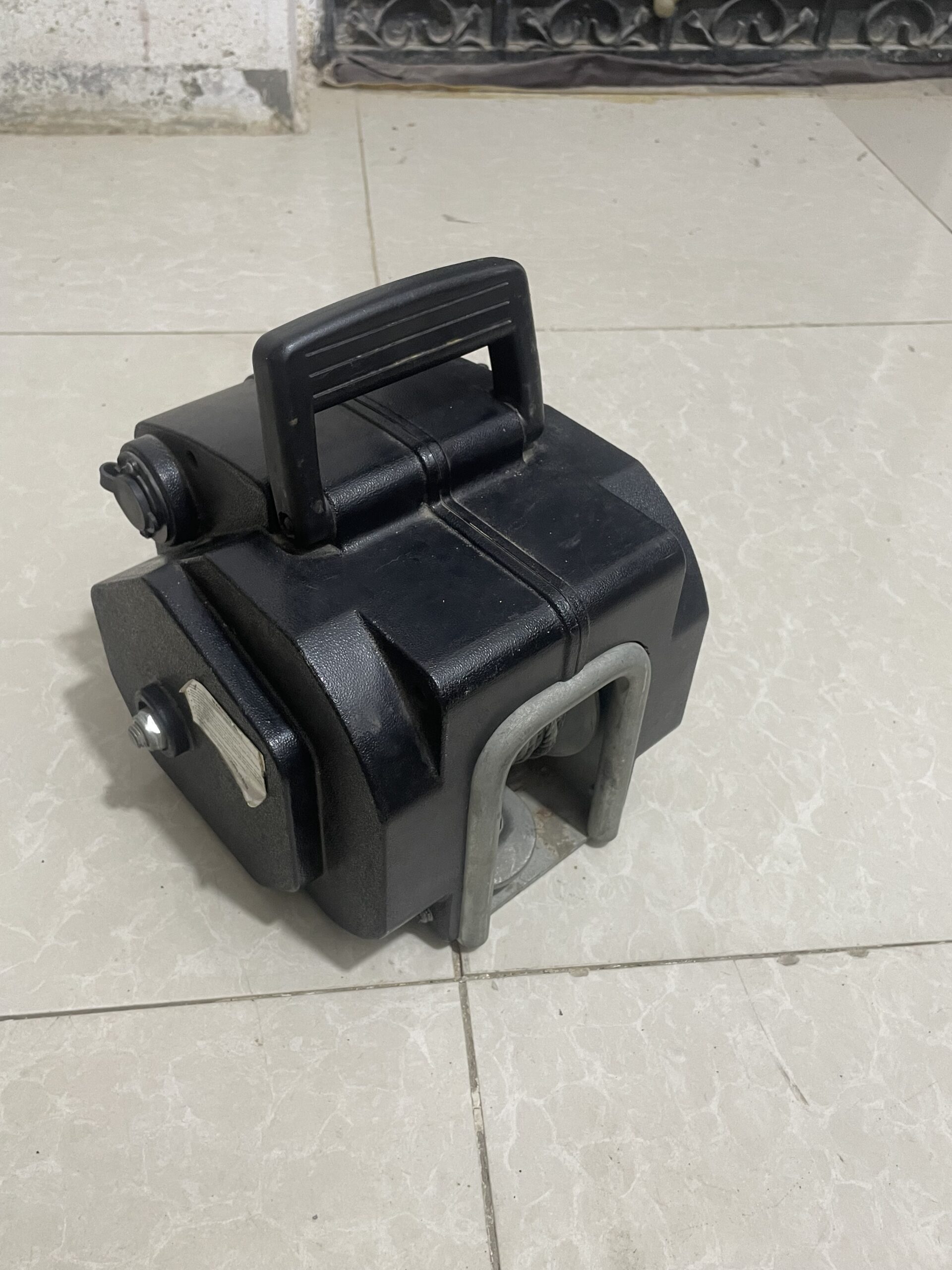 ونش كهربائي للبيع