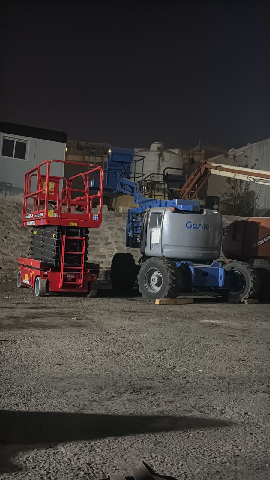 سيزر لفت 12متر14متر رافعه مقصيه جده