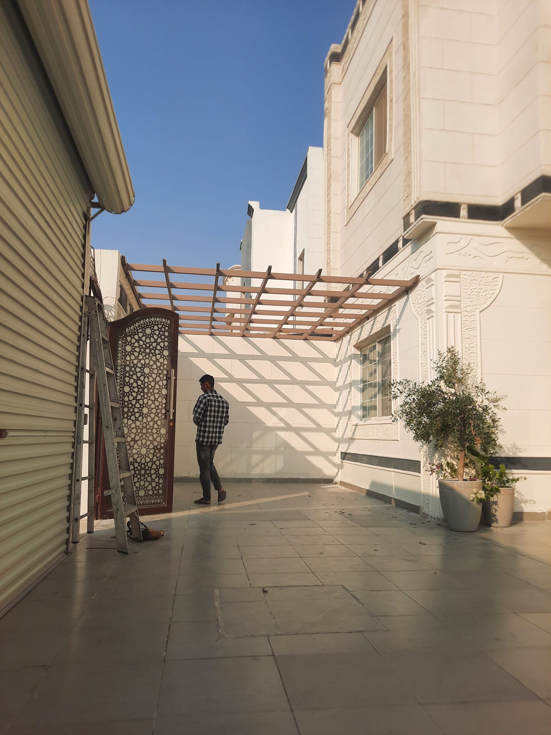 مظلات وجلسات الشرقيه