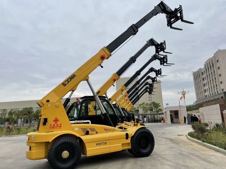 جي سي بي تليهندر مرلوهات رافعات تلسكوبيه للايجار س